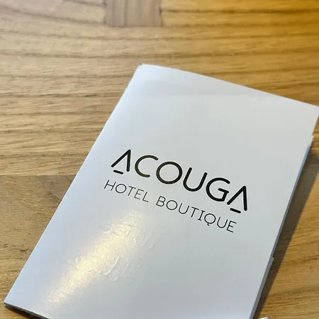 Acouga Boutique