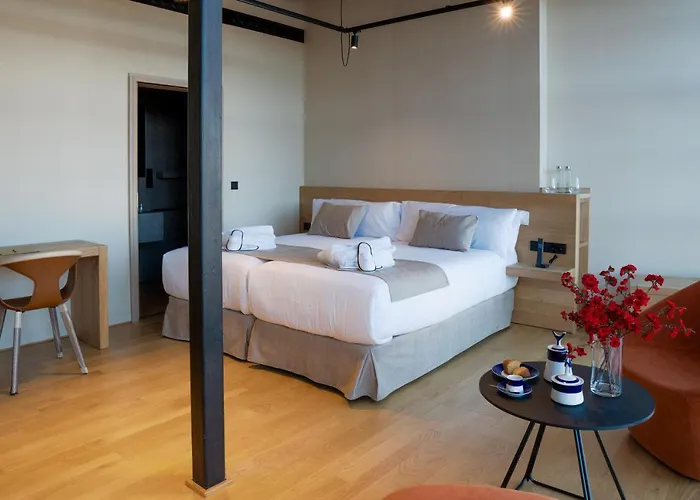 מלון Acouga Boutique